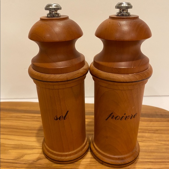Williams Sonoma Other - Salt & Pepper Griders